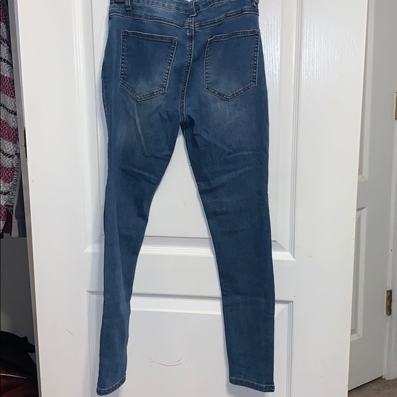 JEANS!!! - Picture 7 of 8